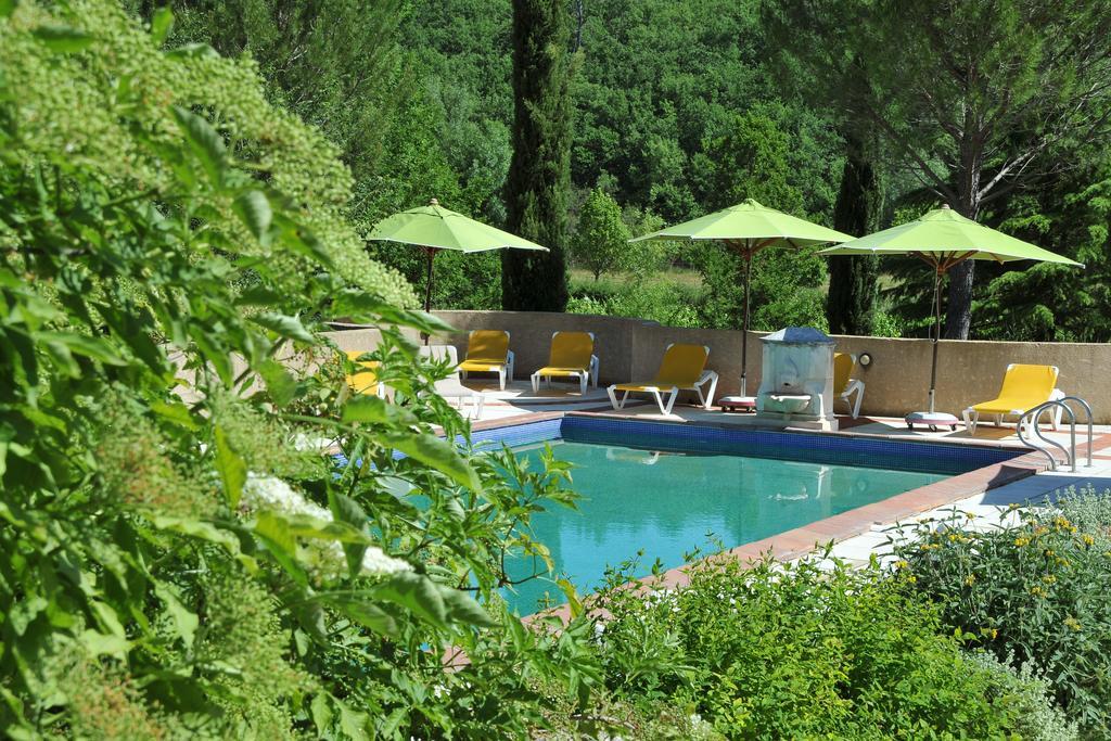 Une Campagne En Provence Bras Exteriör bild