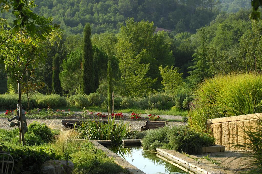 Une Campagne En Provence Bras Exteriör bild