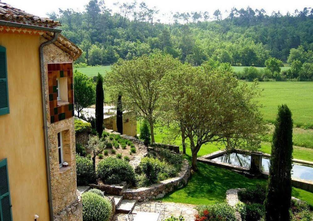 Une Campagne En Provence Bras Exteriör bild